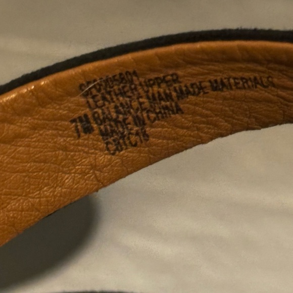 Sofft Reston suede black strap ankle sandals Velcro closing white wedge heels 7 - Picture 8 of 9